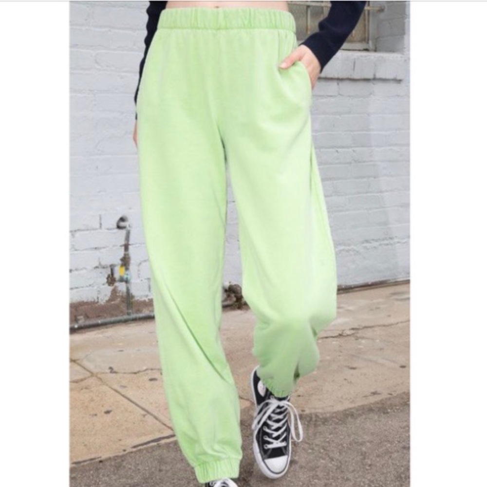 Brandy Melville Green Rosa Sweatpants